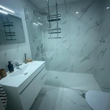 펜션 The Palm Fuseta *